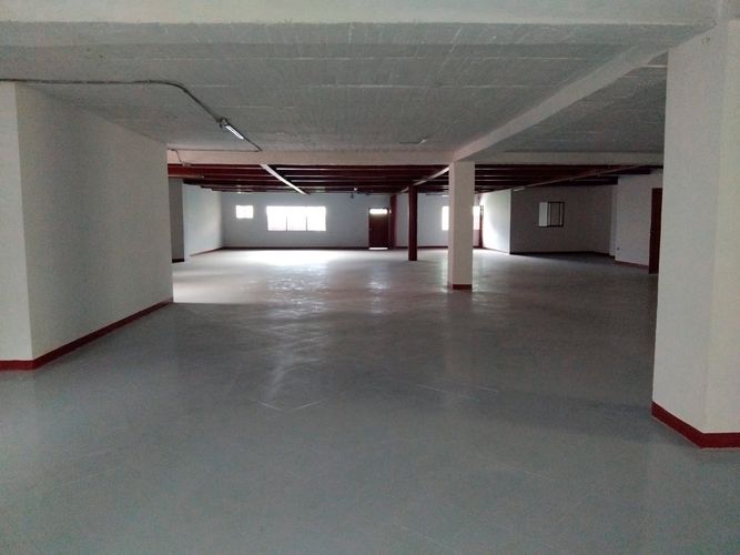 Bodega en arriendo en Caribe, Medellín, 530 m² · foto 2 de 13