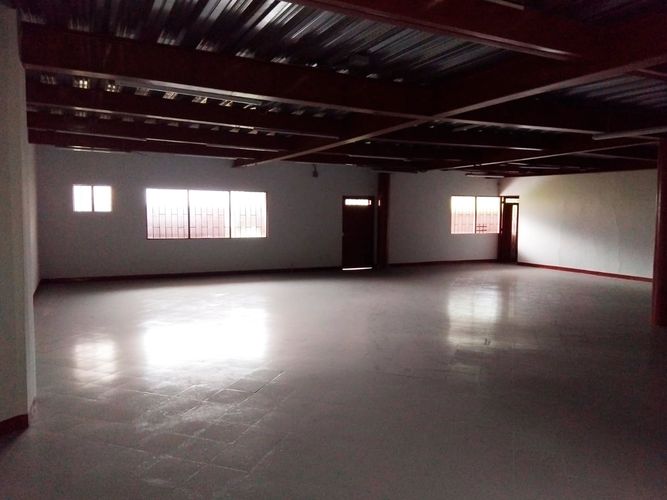 Bodega en arriendo en Caribe, Medellín, 530 m² · foto 13 de 13