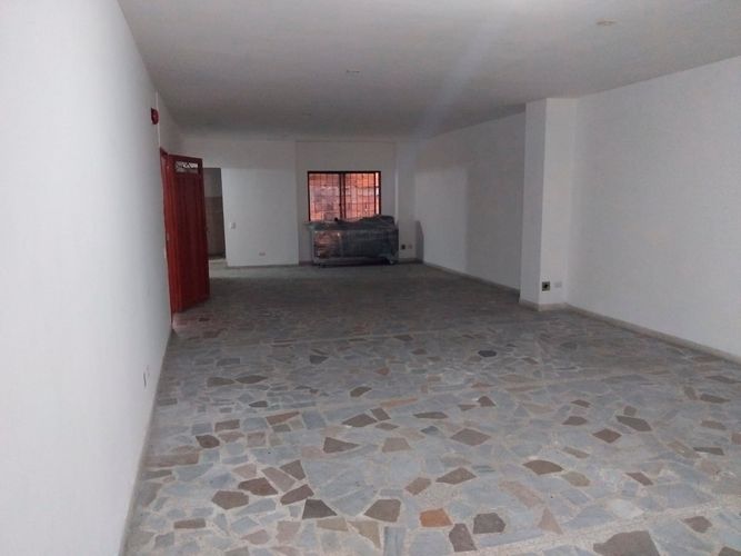 Bodega en arriendo en Caribe, Medellín, 260 m² · foto 7 de 17