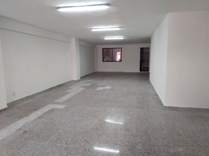 Bodega en arriendo en Caribe, Medellín, 260 m² · foto 8 de 17