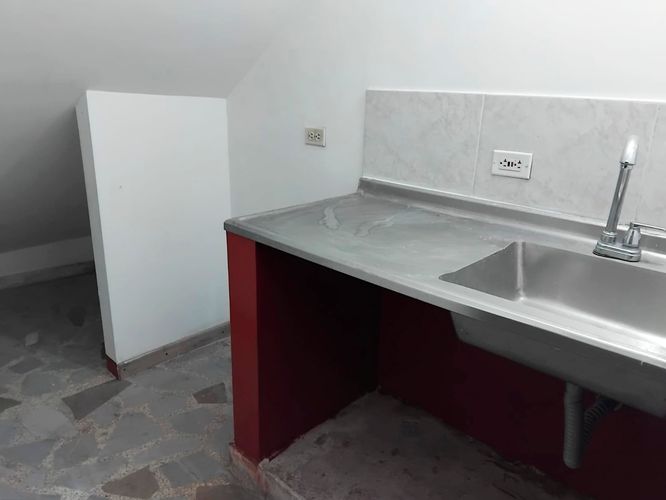 Bodega en arriendo en Caribe, Medellín, 260 m² · foto 9 de 17
