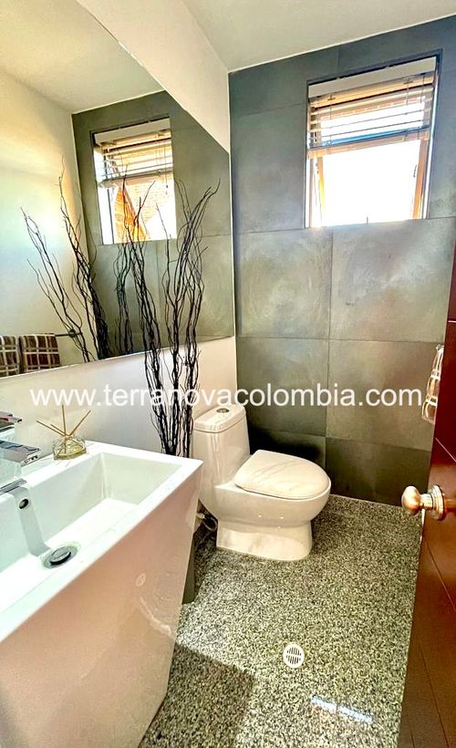 Casa de 4 alcobas en venta en Sotileza, Bogotá, 300 m² · foto 12 de 19