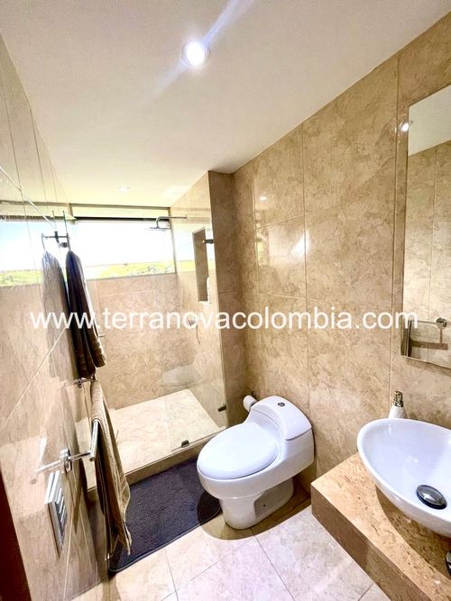 Casa de 4 alcobas en venta en Sotileza, Bogotá, 300 m² · foto 14 de 19