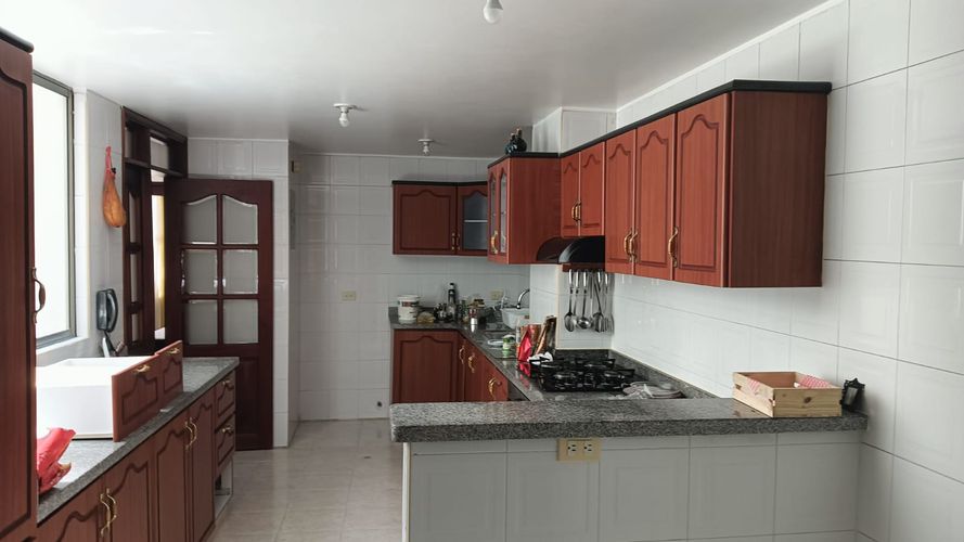Apartamento de 4 alcobas en venta en Palermo, Manizales, 220 m² · foto 5 de 24