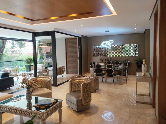 Apartamento de 3 alcobas en venta en La Calera, Medellín, 234 m² · foto 5 de 11