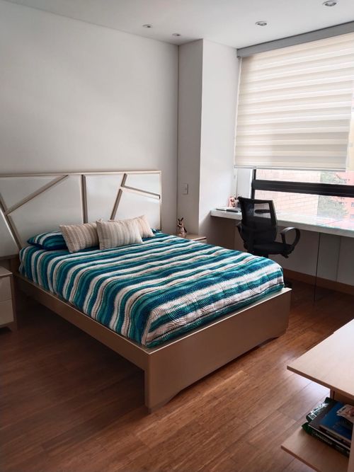 Apartamento de 3 alcobas en venta en La Calera, Medellín, 234 m² · foto 8 de 11