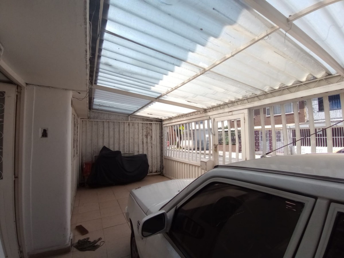 Casa en venta en La Soledad Norte, Bogotá · foto 3 de 20
