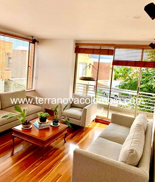 Casa de 4 alcobas en venta en Sotileza, Bogotá, 320 m² · foto 3 de 18
