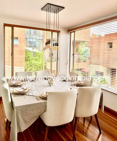 Casa de 4 alcobas en venta en Sotileza, Bogotá, 320 m² · foto 4 de 18