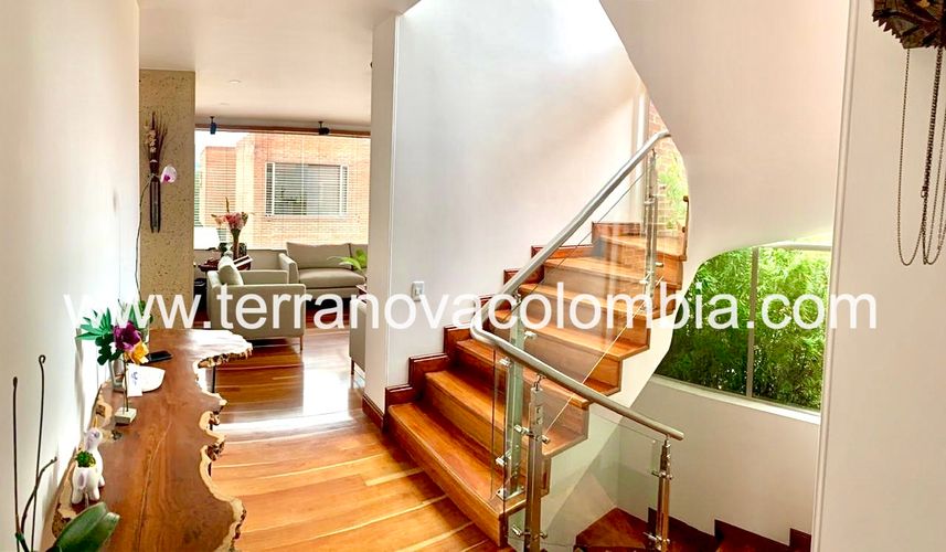 Casa de 4 alcobas en venta en Sotileza, Bogotá, 320 m² · foto 14 de 18