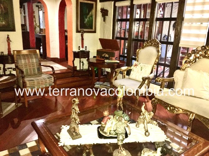 Casa de 5 alcobas en venta en Sotileza, Bogotá, 300 m² · foto 3 de 20