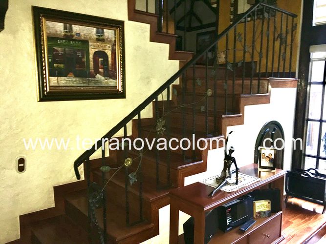 Casa de 5 alcobas en venta en Sotileza, Bogotá, 300 m² · foto 9 de 20