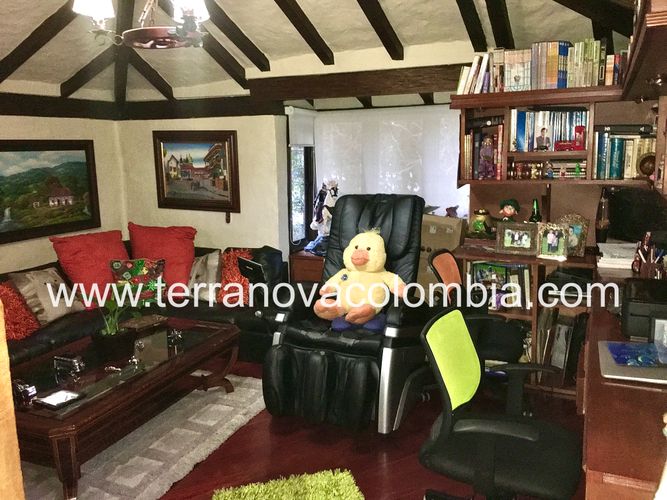 Casa de 5 alcobas en venta en Sotileza, Bogotá, 300 m² · foto 11 de 20