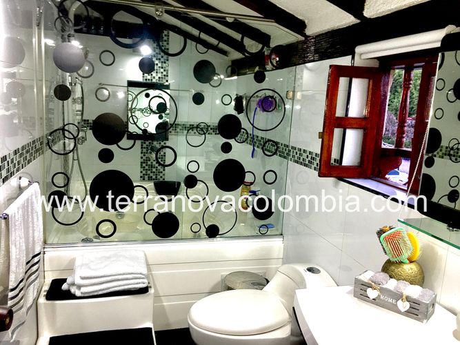 Casa de 5 alcobas en venta en Sotileza, Bogotá, 300 m² · foto 15 de 20