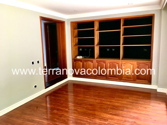 Casa de 4 alcobas en venta en Sotileza, Bogotá, 320 m² · foto 11 de 20