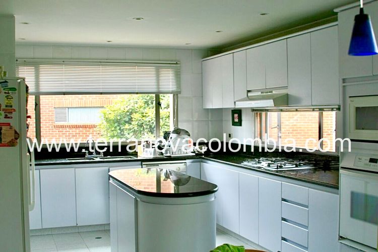 Casa de 4 alcobas en venta en Sotileza, Bogotá, 320 m² · foto 14 de 20