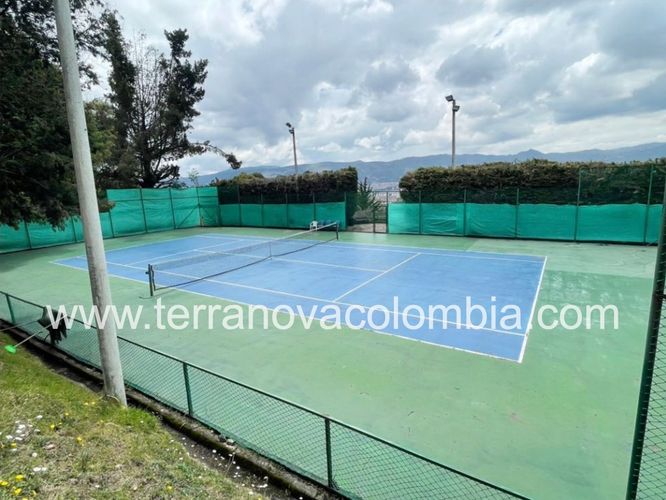 Casa de 4 alcobas en venta en Sotileza, Bogotá, 320 m² · foto 19 de 20