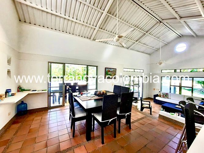 Casa de 4 alcobas en venta en Bosques De Peñalisa, Girardot, 200 m² · foto 3 de 21