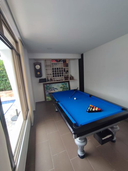 Casa de 5 alcobas en venta en El Carmen, Ibagué, 296 m² · foto 11 de 18