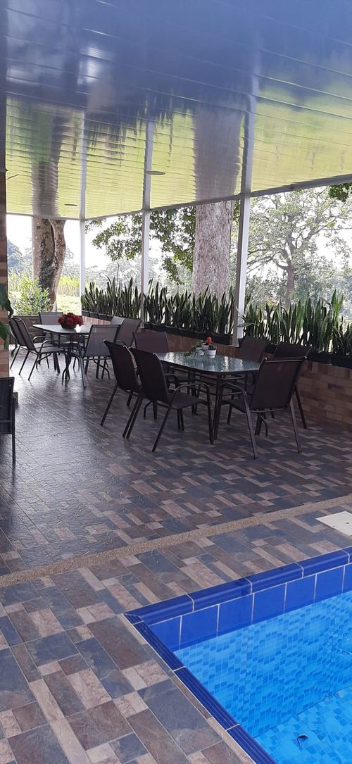 Casa de 5 alcobas en venta en El Carmen, Ibagué, 296 m² · foto 15 de 18