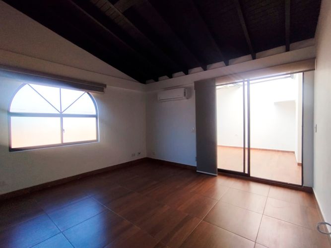 Casa de 3 alcobas en venta en El Poblado, Medellín, 145 m² · foto 7 de 18