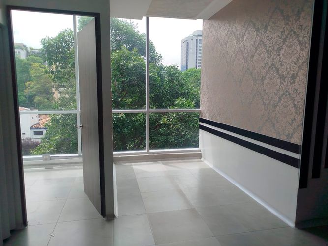 Oficina en arriendo en El Diamante No. 2, Medellín, 94 m² · foto 17 de 18