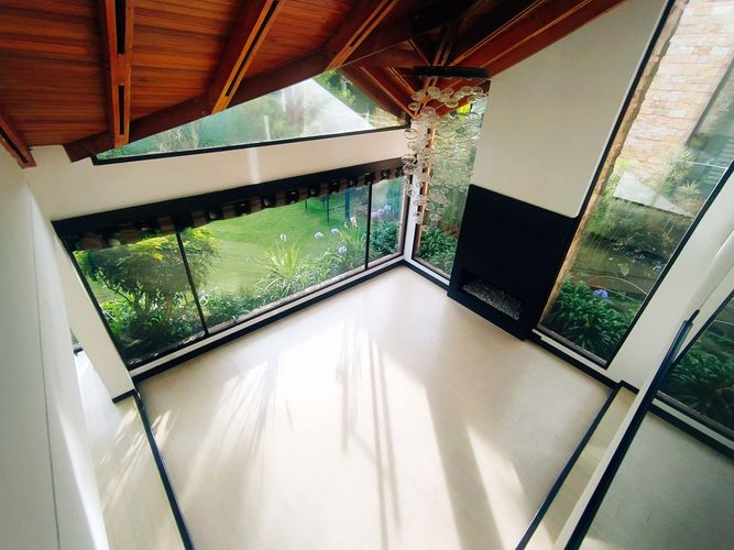 Casa en venta en San Jose De Bavaria, Bogotá · foto 7 de 24