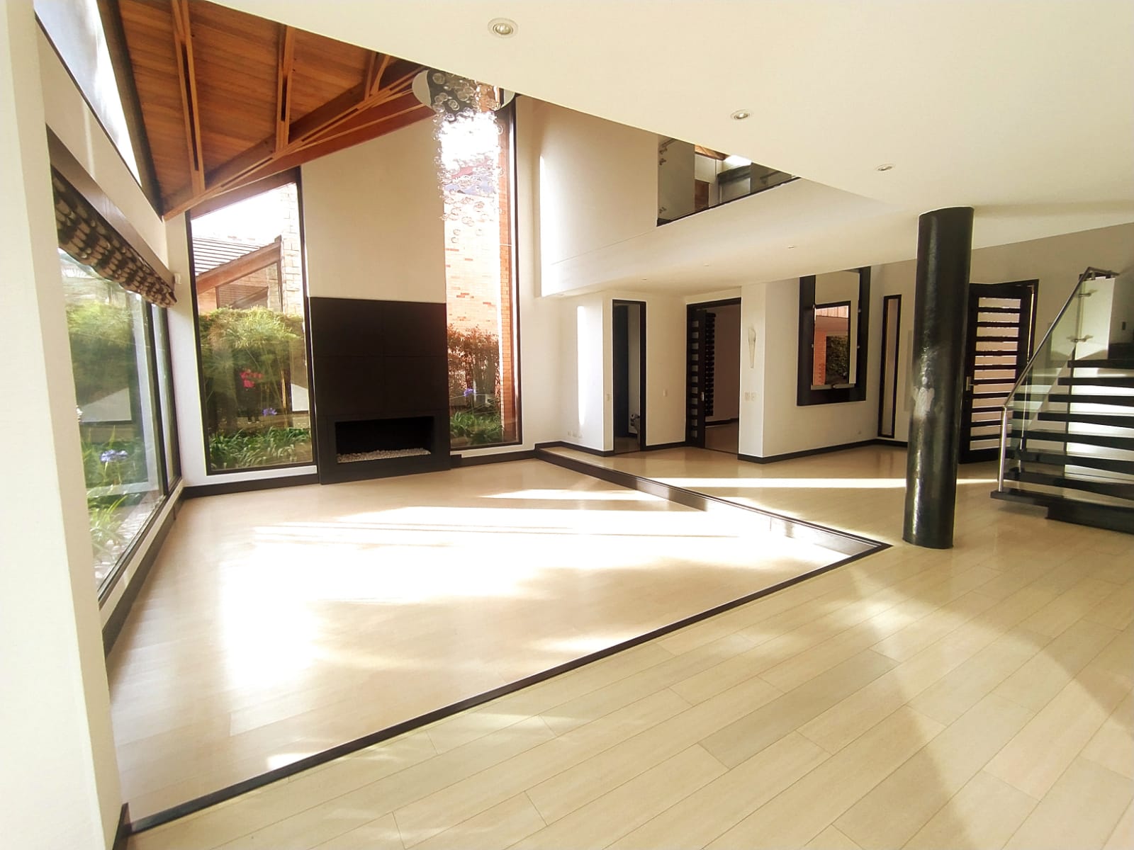 Casa en venta en San Jose De Bavaria, Bogotá · foto 5 de 24