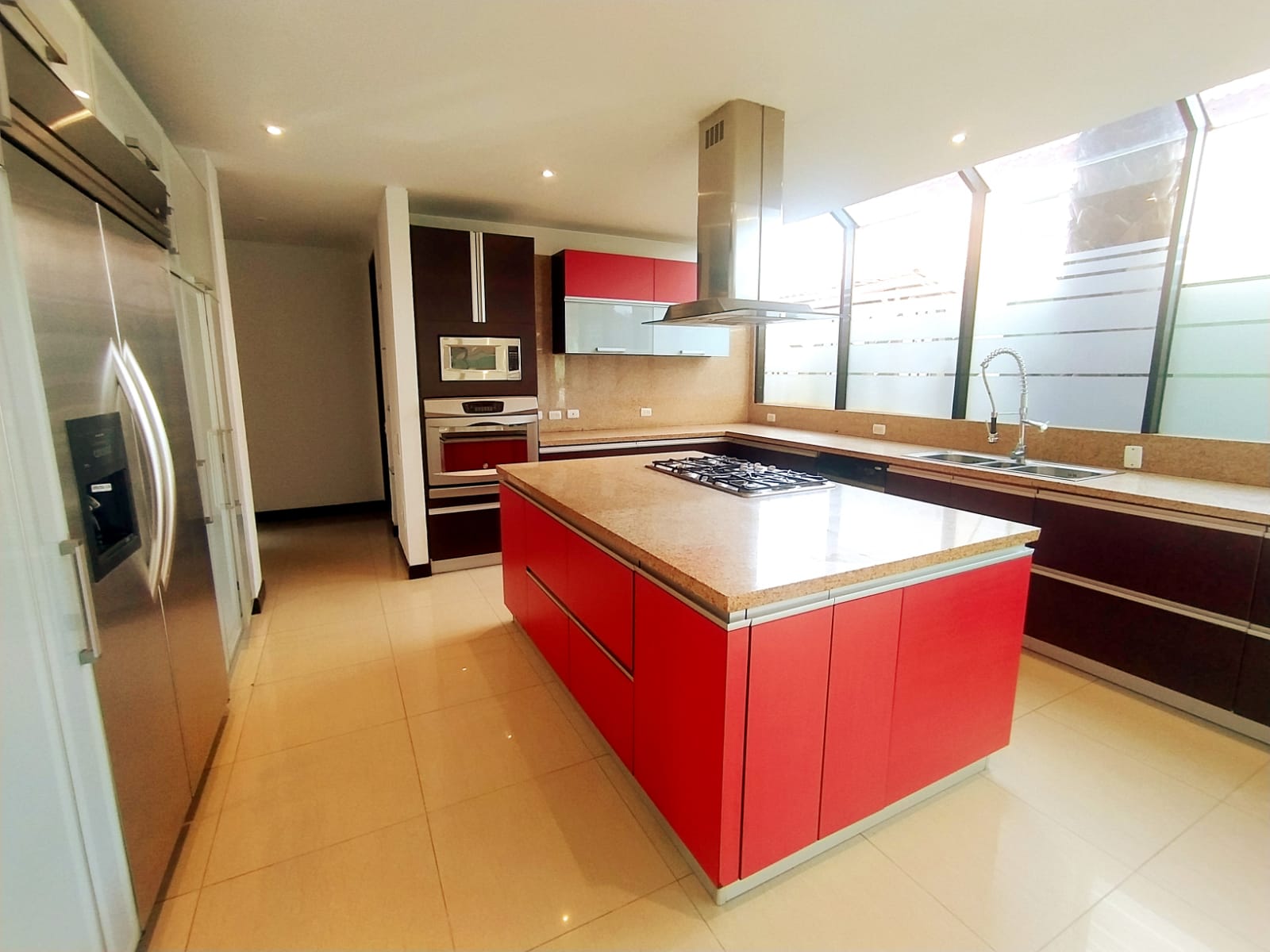 Casa en venta en San Jose De Bavaria, Bogotá · foto 9 de 24