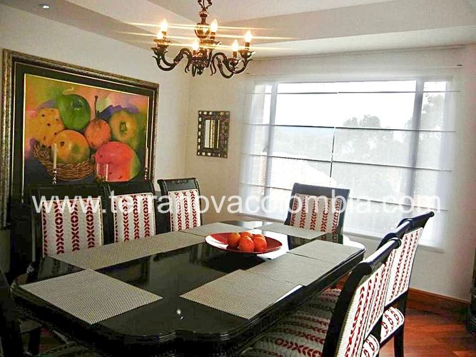 Casa de 5 alcobas en venta en Sotileza, Bogotá, 400 m² · foto 4 de 20