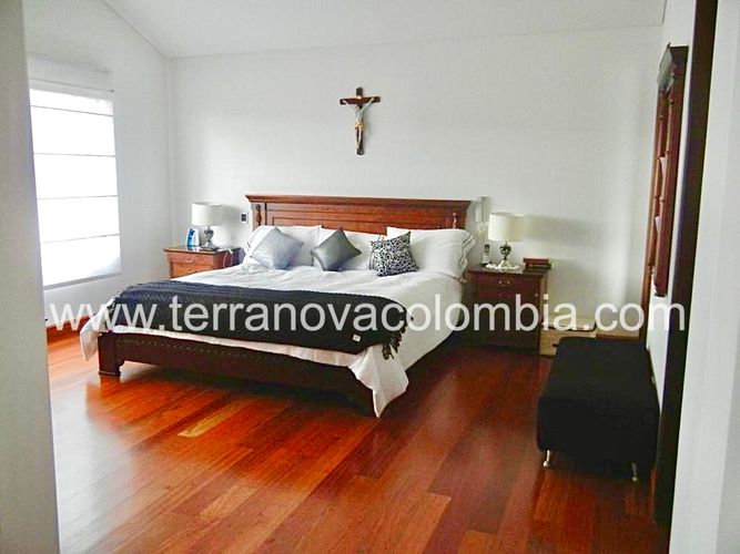 Casa de 5 alcobas en venta en Sotileza, Bogotá, 400 m² · foto 6 de 20