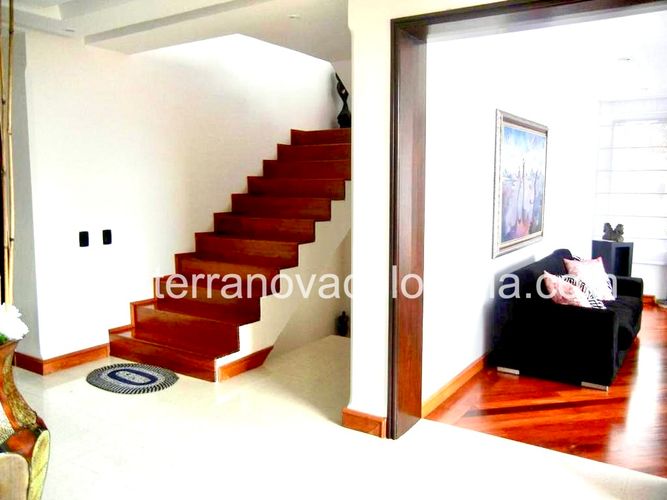 Casa de 5 alcobas en venta en Sotileza, Bogotá, 400 m² · foto 15 de 20