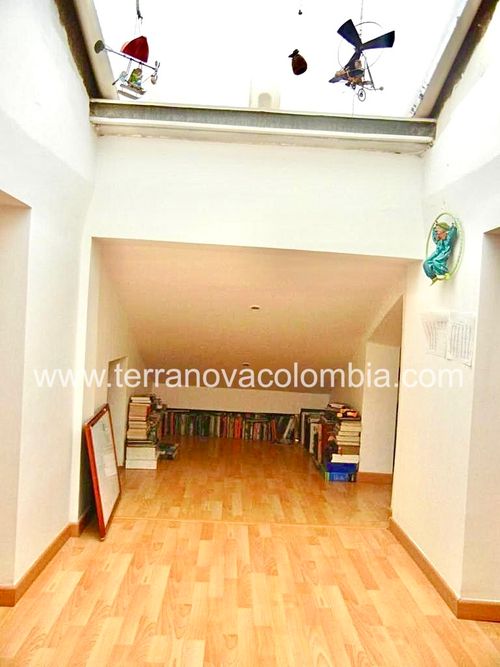 Casa de 5 alcobas en venta en Sotileza, Bogotá, 400 m² · foto 18 de 20