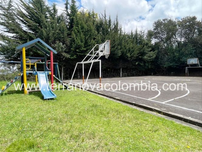 Casa de 5 alcobas en venta en Sotileza, Bogotá, 400 m² · foto 20 de 20