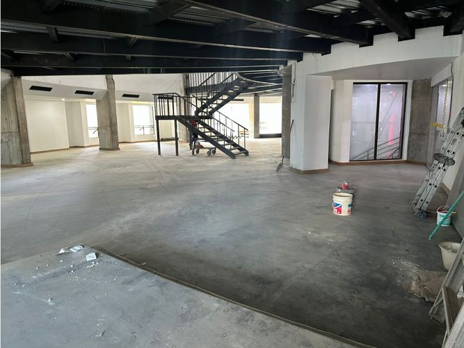 Local en arriendo en Patio Bonito, Medellín, 728 m² · foto 7 de 13