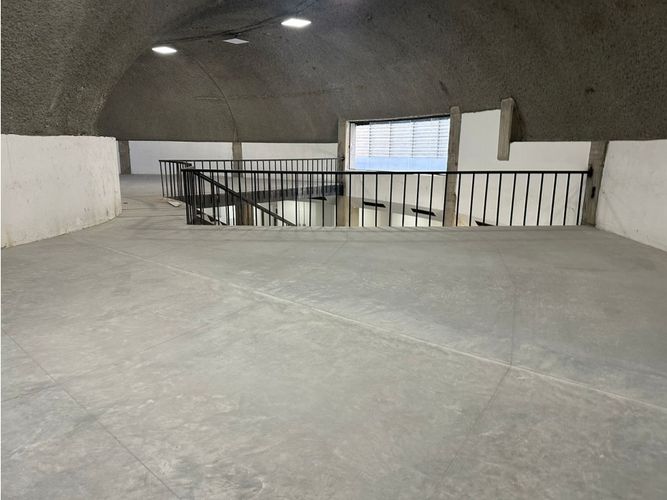 Local en arriendo en Patio Bonito, Medellín, 728 m² · foto 8 de 13
