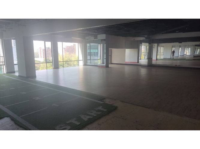 Local en arriendo en El Poblado, Medellín, 1822 m² · foto 4 de 16
