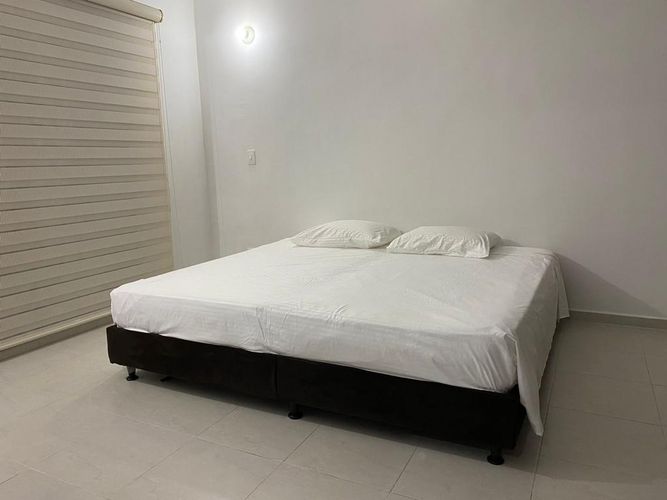 Casa de 4 alcobas en venta en Ricaurte, 423 m² · foto 9 de 23