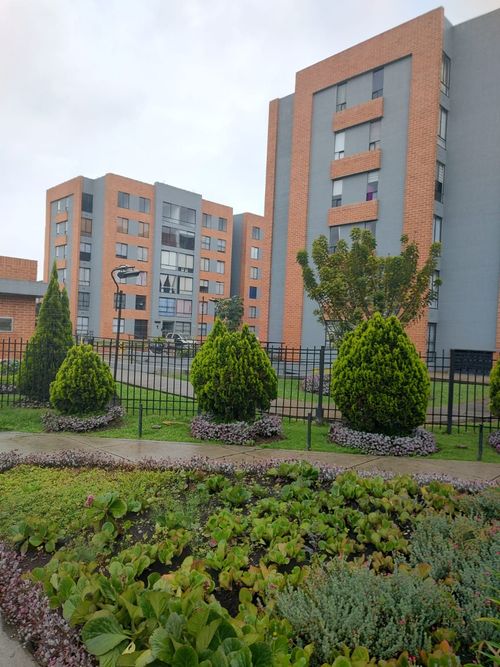 Apartamento de 3 alcobas en arriendo en El Tintal, Bogotá, 54 m² · foto 18 de 24
