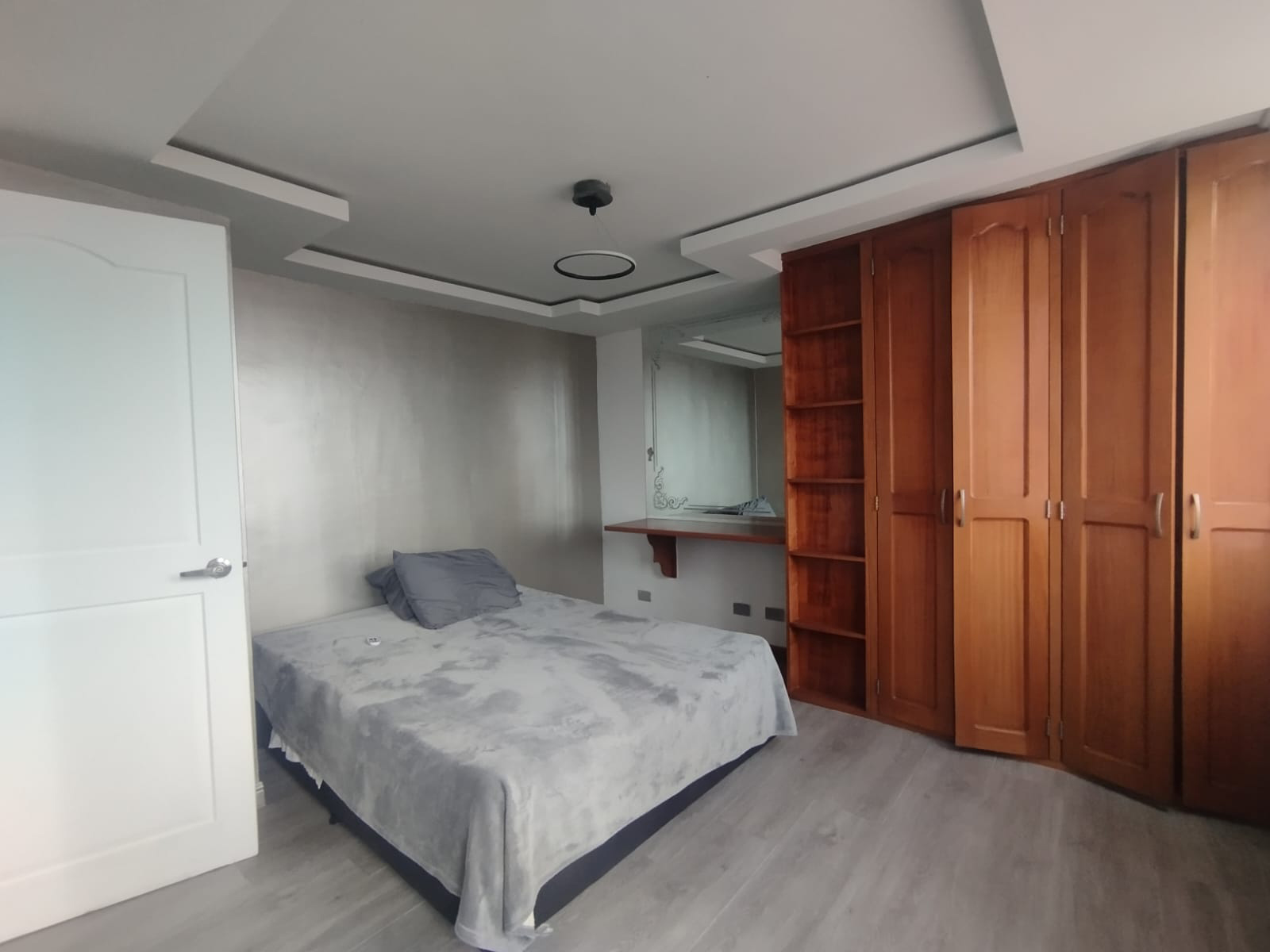 Apartamento en arriendo en El Poblado, Medellín · foto 3 de 18