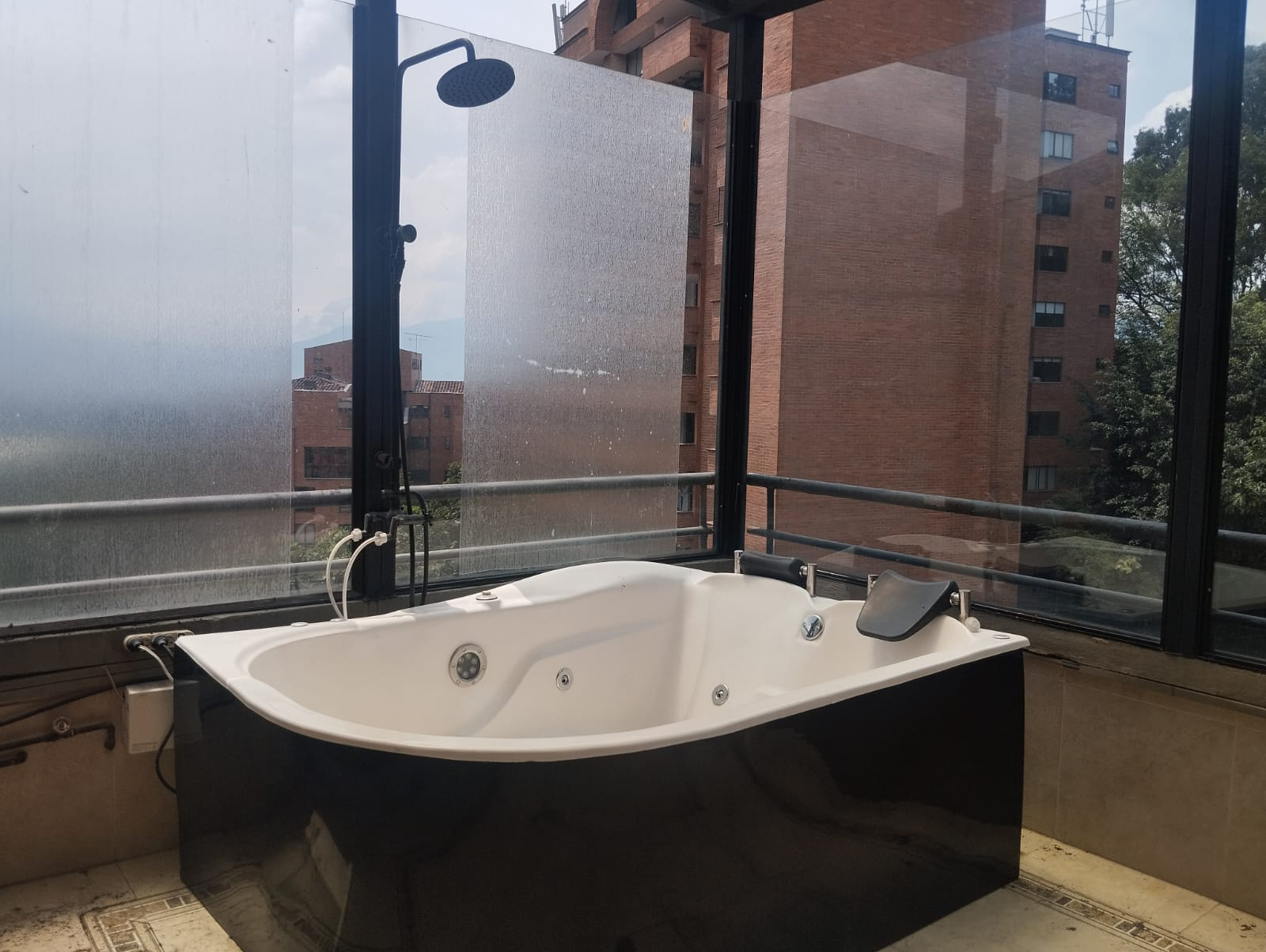 Apartamento en arriendo en El Poblado, Medellín · foto 10 de 18