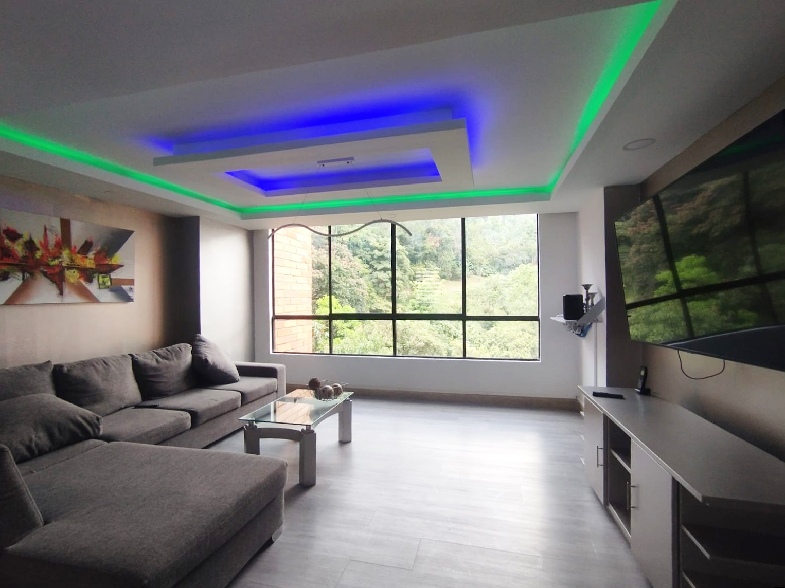 Apartamento en arriendo en El Poblado, Medellín · foto 12 de 18