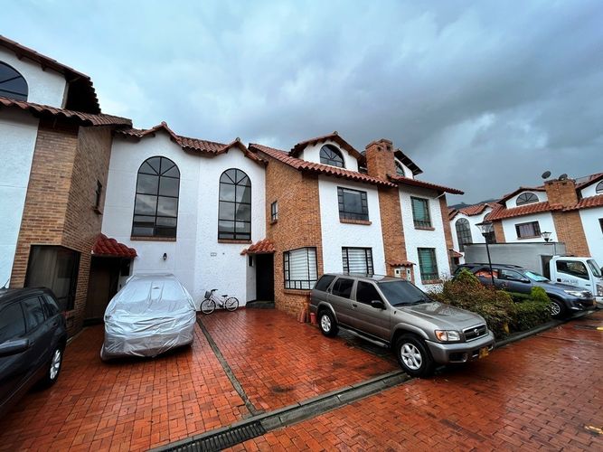 Casa de 4 alcobas en venta en Siberia, Cota, 177 m² · foto 3 de 24
