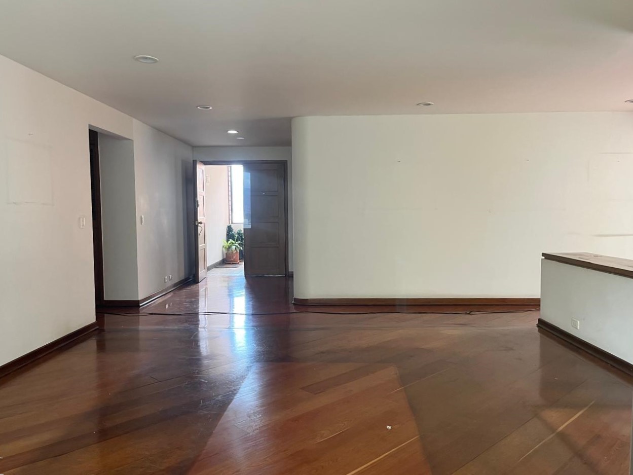 Apartamento en arriendo en La Florida, Medellín · foto 2 de 19