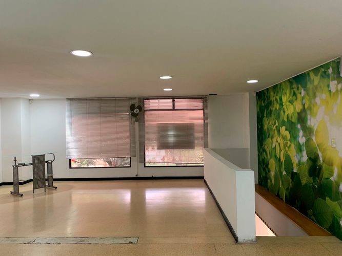 Oficina en arriendo en Patio Bonito, Medellín, 90 m² · foto 9 de 9