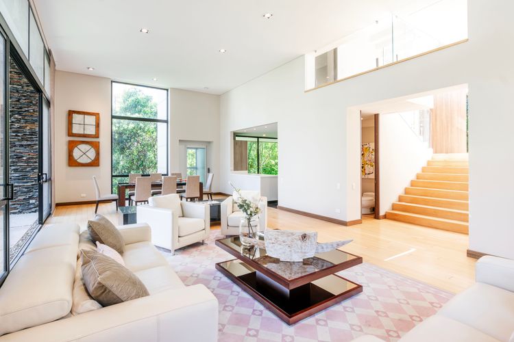 Casa en venta en Colinas De Suba, Bogotá · foto 2 de 24