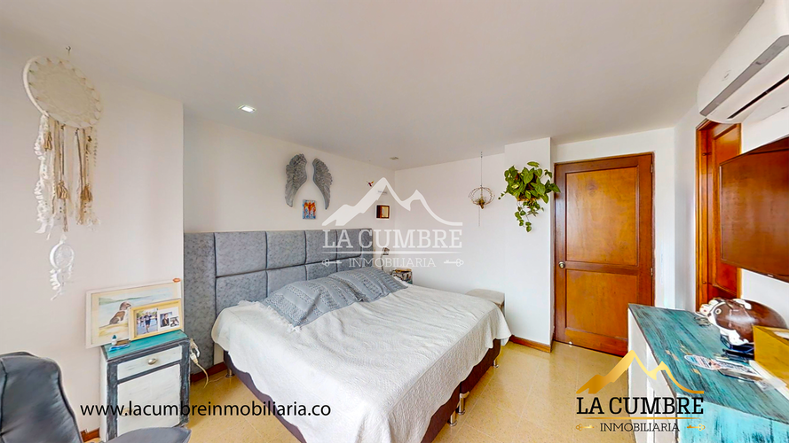 Apartamento de 3 alcobas en arriendo en Los Balsos, Medellín, 147 m² · foto 12 de 16