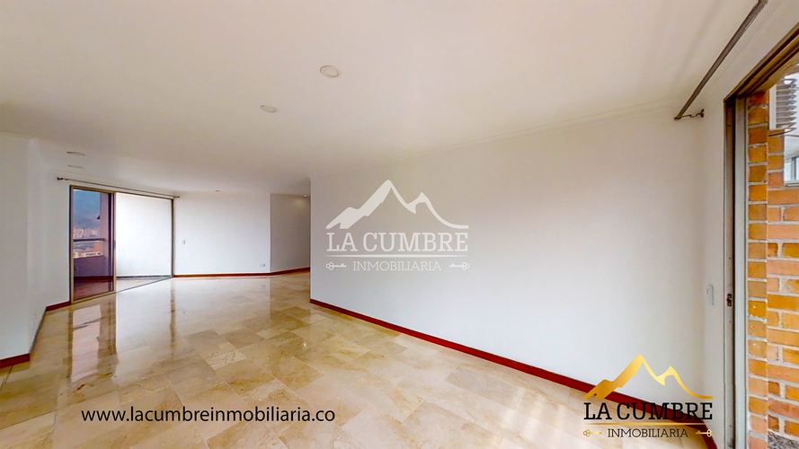 Apartamento de 3 alcobas en arriendo en Los Balsos, Medellín, 160 m² · foto 3 de 13