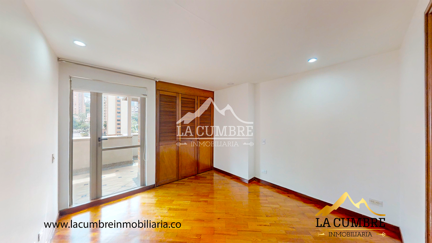 Apartamento de 3 alcobas en arriendo en Los Balsos, Medellín, 160 m² · foto 11 de 13