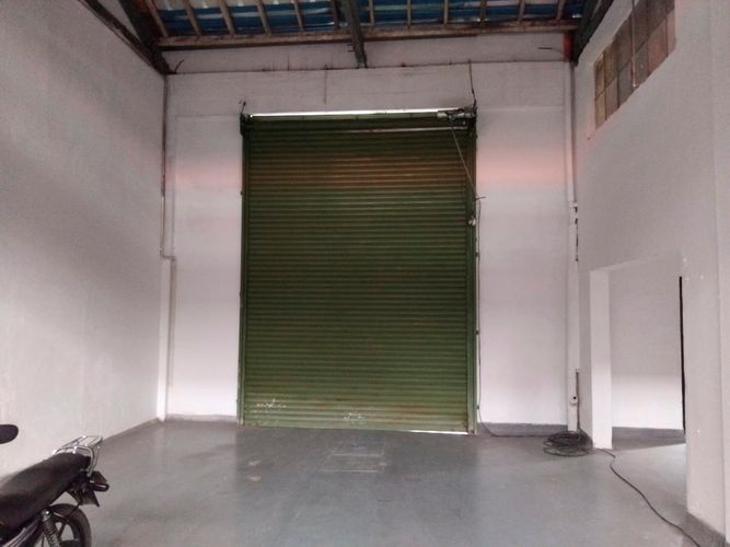 Bodega en arriendo en Laureles, Medellín, 678 m² · foto 5 de 18
